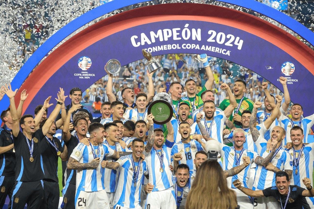 Chants Racistes Contre Les « Bleus » : Un Coéquipier De Messi Visé