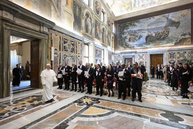 Vatican : Léon XIV Face Au Corps Diplomatique (Lisez L'intégralité De Son Discours)