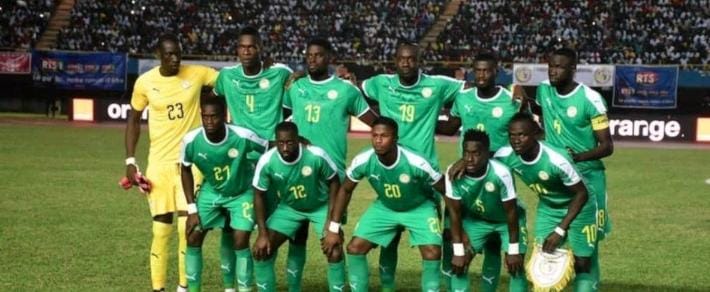 Victoire Du Sénégal Face À L' Angleterre : Une 1ère Africaine Depuis Les Indépendances (Mais Avant, Pieds Nus, Exploit De La Colonie Du Nigeria Face Aux Anglais...)