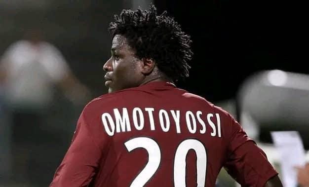 Décès Du Célèbre Footballeur Razack Omotoyossi : L'hypocrisie Béninoise à Quand La Fin ? Lisez Cette Opinion D'un Compatriote