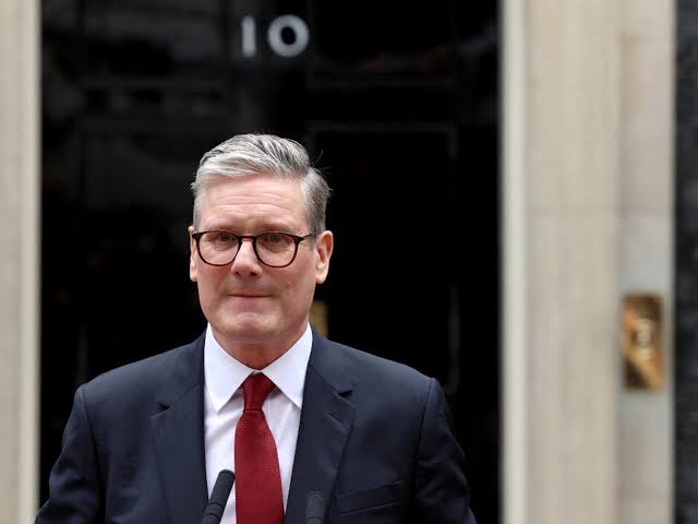 Angleterre : Démission Du Premier Ministre Sous La Pression De Son Propre Camp (Qui Pour Le Remplacer ? )
