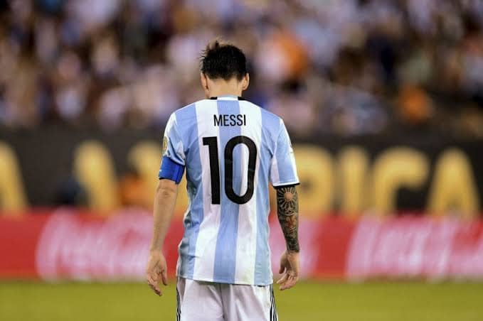 Messi, L’histoire D'un Roi Avec Des Étoiles à Jamais Gravées Dans Le Ciel Du Foot