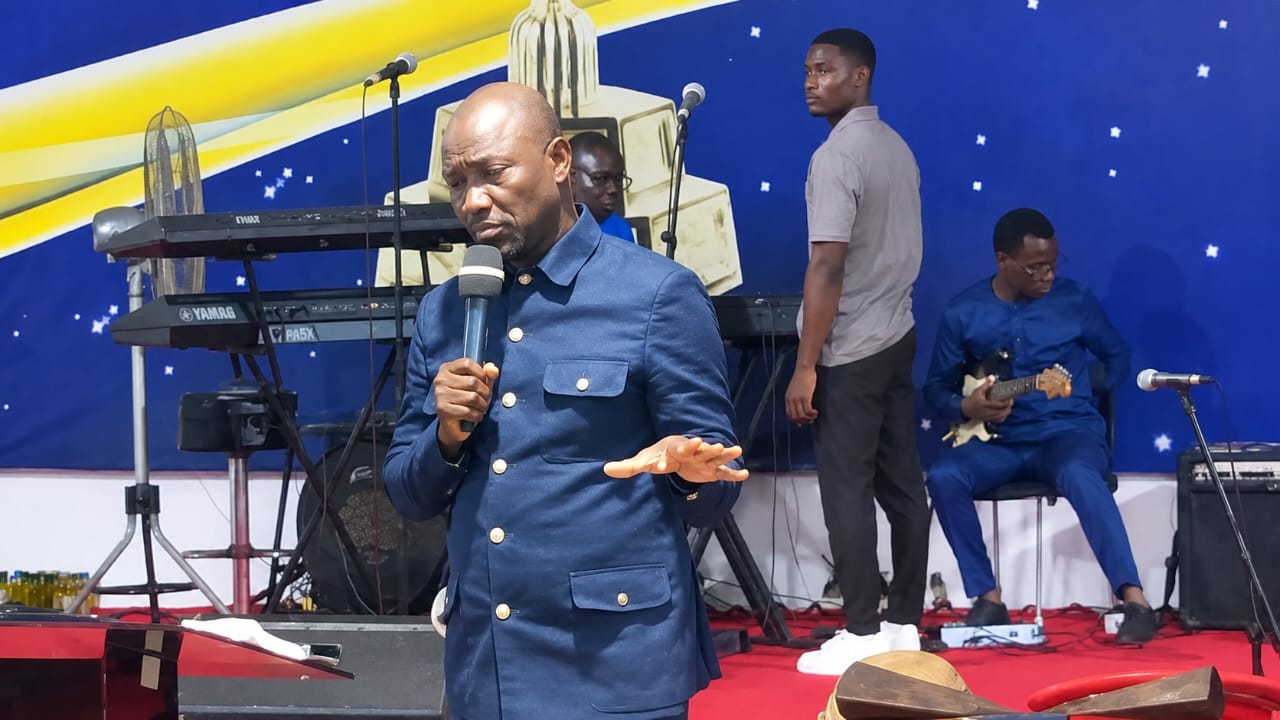 Ithiel Dossou : Le Miraculé Qui Consacre Sa Vie Au Seigneur